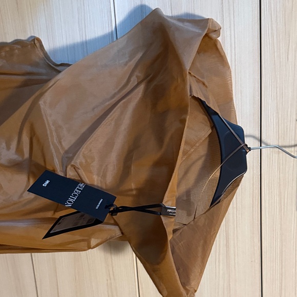 Elegant sheer top - Picture 5 of 5